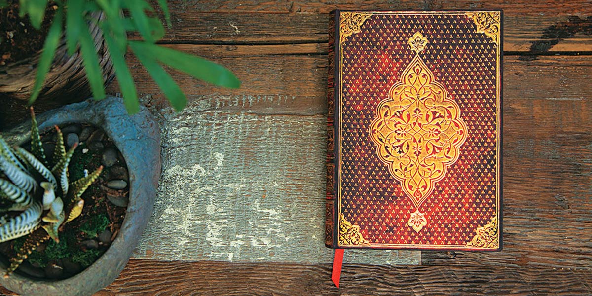 Paperblanks Golden Trefoil - lovenotebooks.com