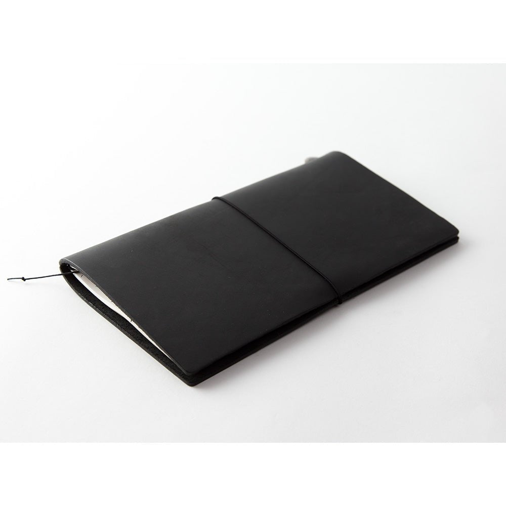 TRAVELERS COMPANY TRAVELER'S notebook Regular Size Leather Refillable Notebook