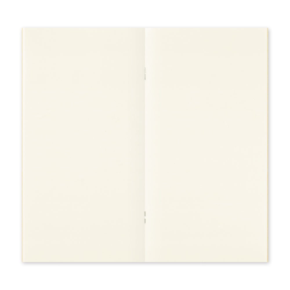 TRAVELER'S notebook Regular-size Refill 025 Blank MD Paper Cream