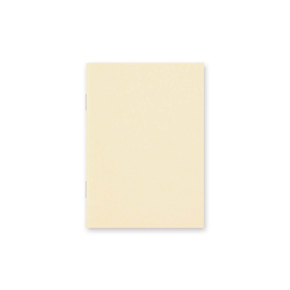 TRAVELER'S notebook Passport Size Refill 013 Blank MD Paper Cream