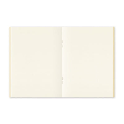 TRAVELER'S notebook Passport Size Refill 013 Blank MD Paper Cream