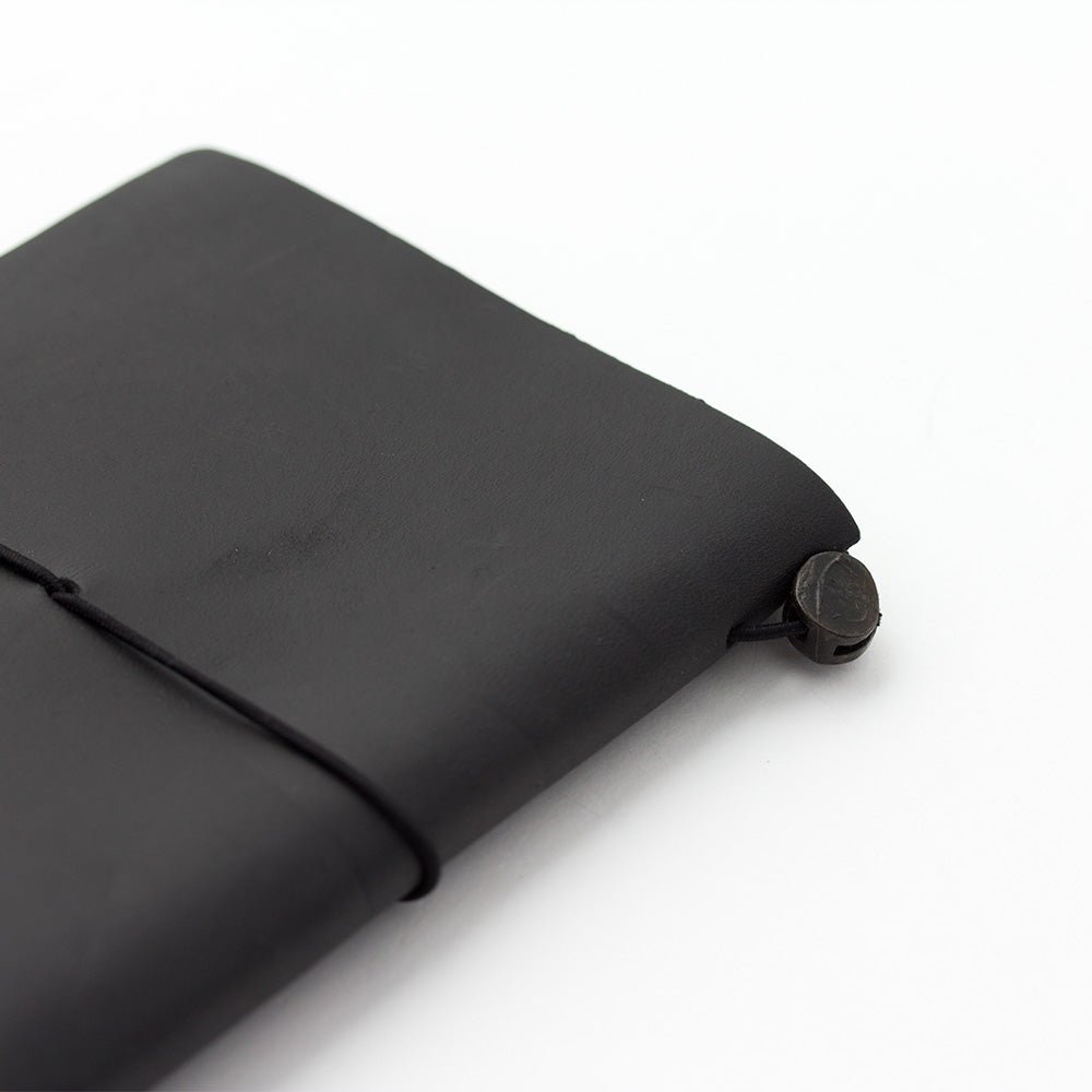 TRAVELER'S Notebook Passport Size Refillable Leather Cover five Colors