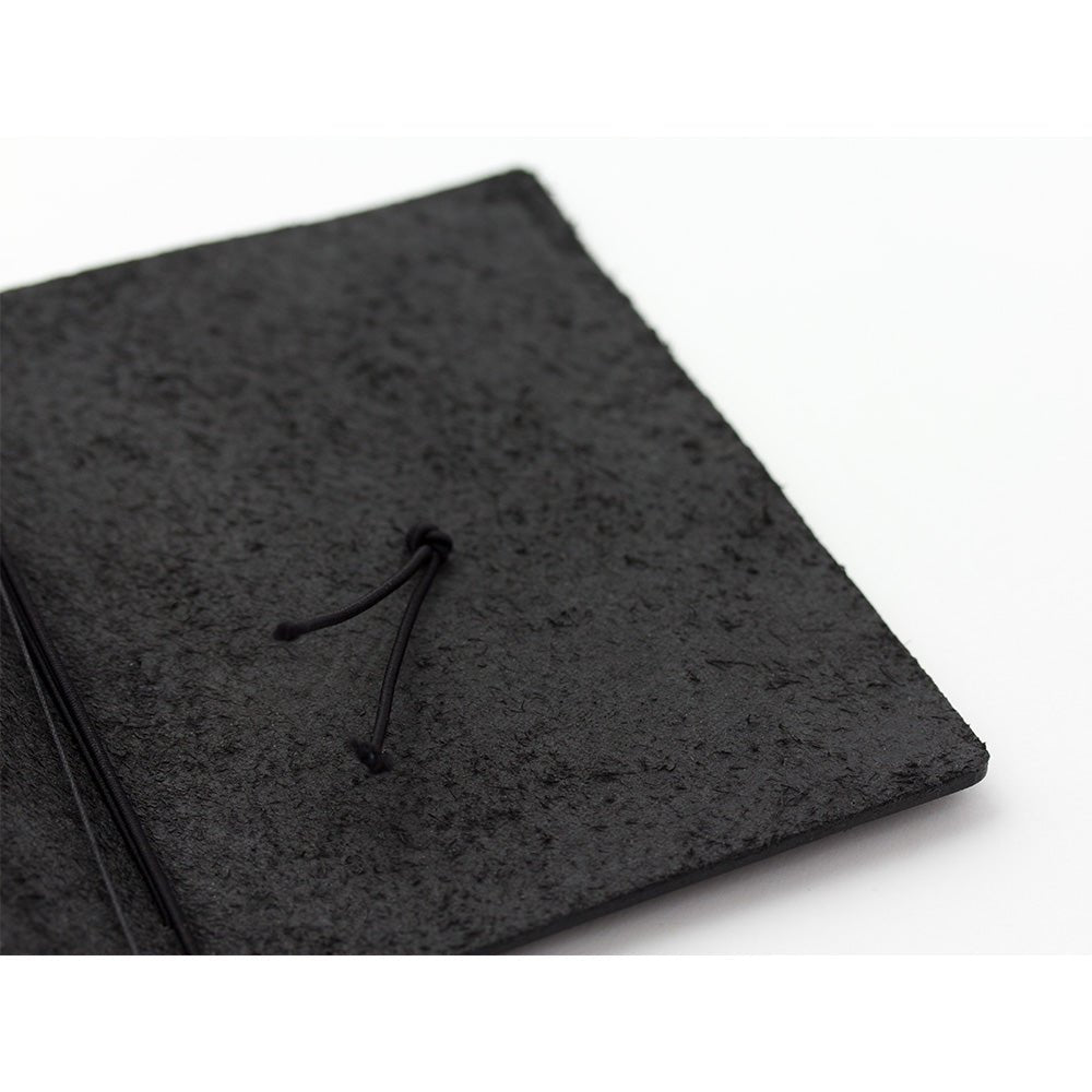 TRAVELER'S Notebook Passport Size Refillable Leather Cover five Colors