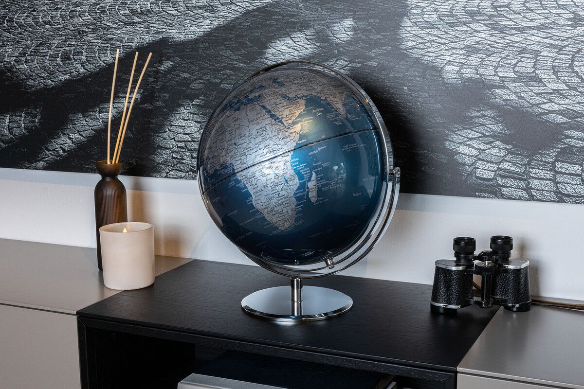 Troika JURI Globe – 12-Inch Desk Globe for Travel & Reflection