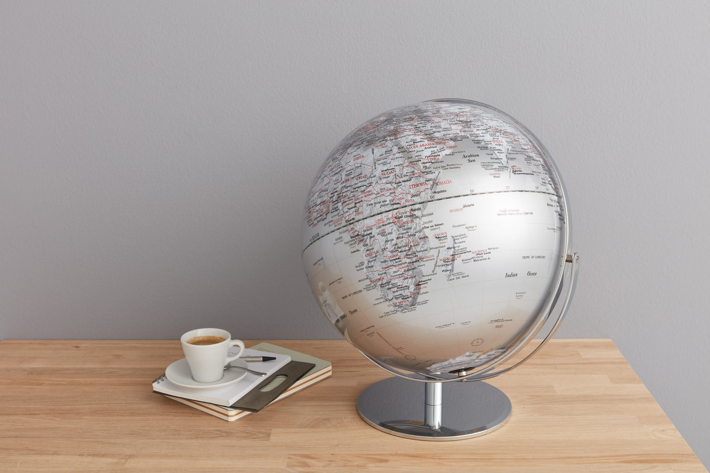 Troika JURI Globe – 12-Inch Desk Globe for Travel & Reflection